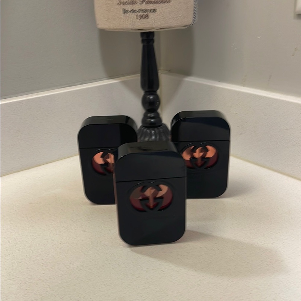 Gucci, YSL, Versace, Burberry Perfume Bottles - Picture 3 of 10